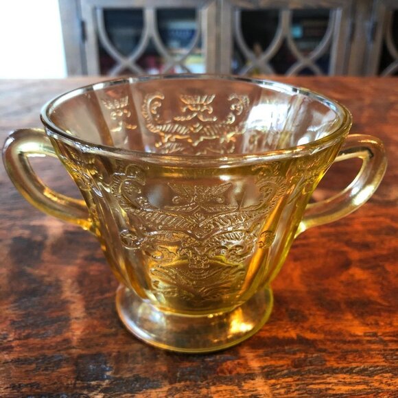 Federal Madrid Yellow Depression Glass Sugar Bowl - Picture 2 of 10